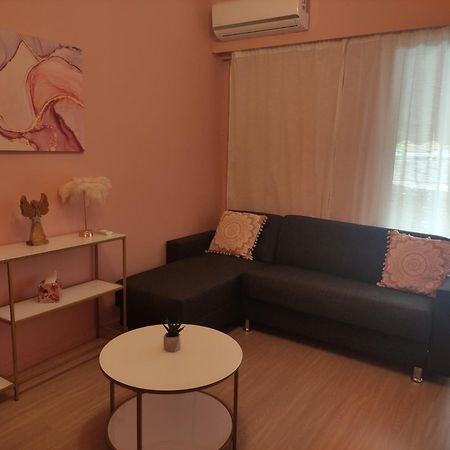 Love Truth Life Apartment Piraeus Ngoại thất bức ảnh