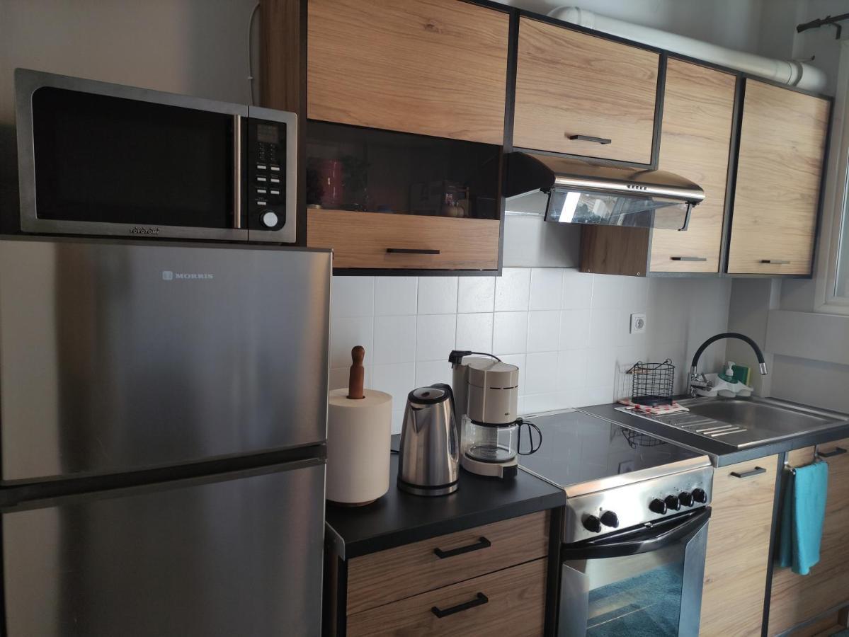 Love Truth Life Apartment Piraeus Ngoại thất bức ảnh