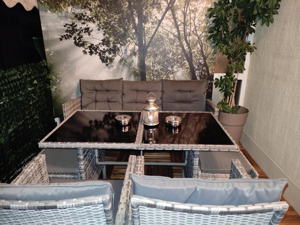 Love Truth Life Apartment Piraeus Ngoại thất bức ảnh